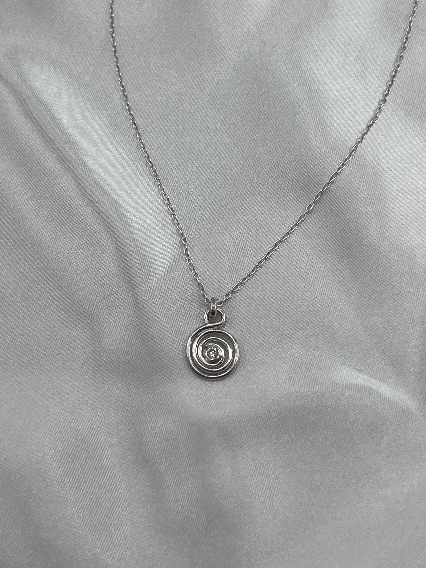 Tailspin Pendant