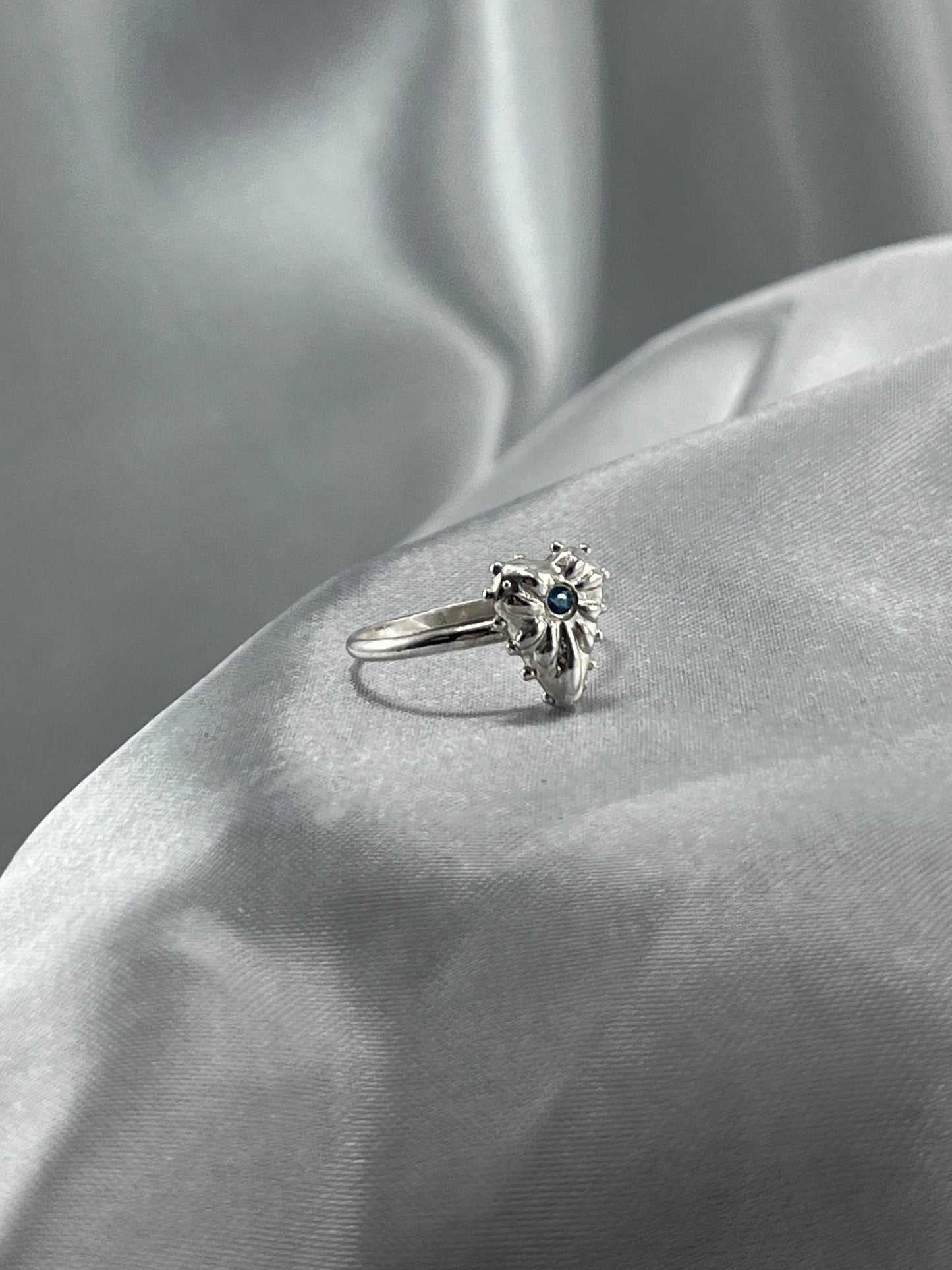 Mini Ardor Ring - Size US 6.25