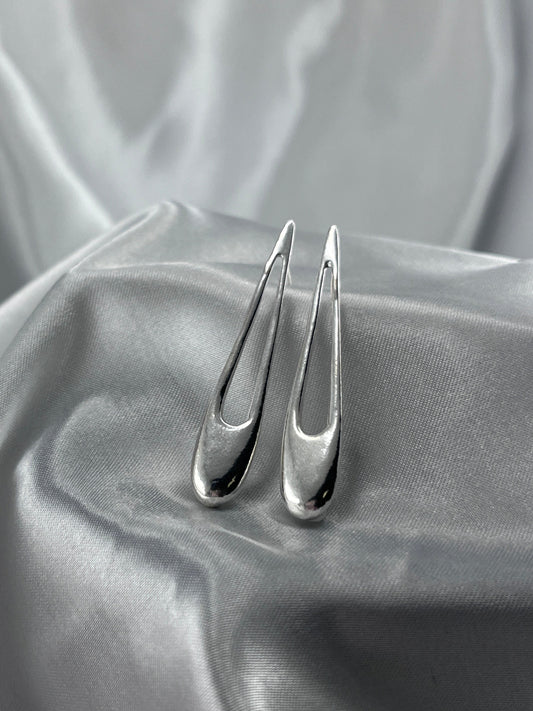 Tally Ho Drop Studs