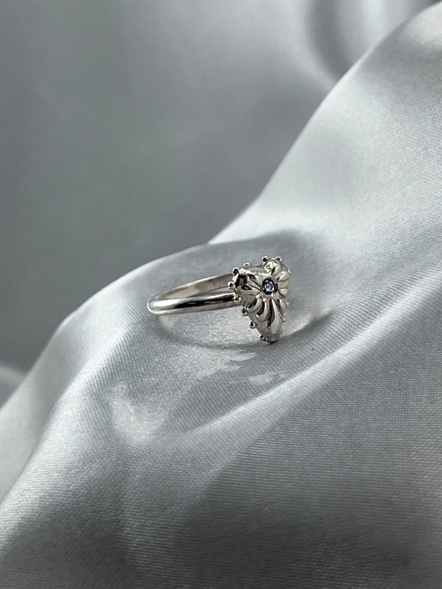 Mini Ardor Ring - Size US 6